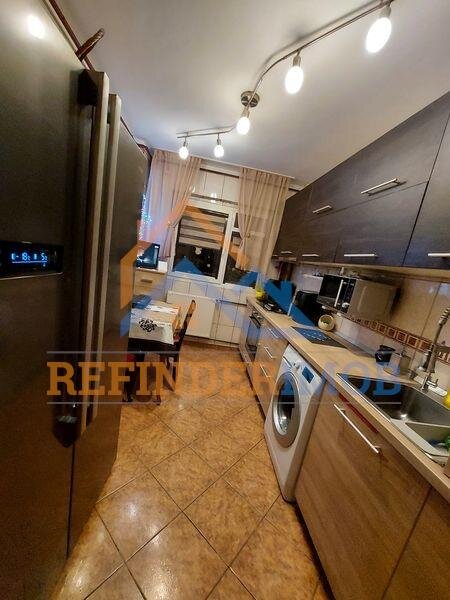 13 Septembrie Apartament de vanzare cu 3 camere, 2 gr sanitare